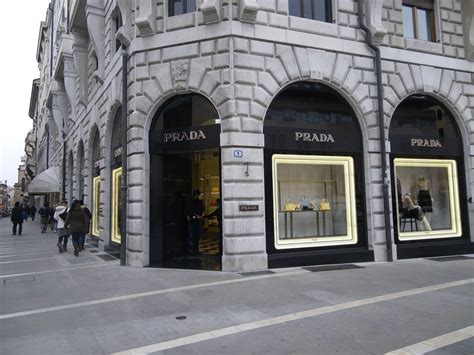 prada padova orari|Orari Prada Padova .